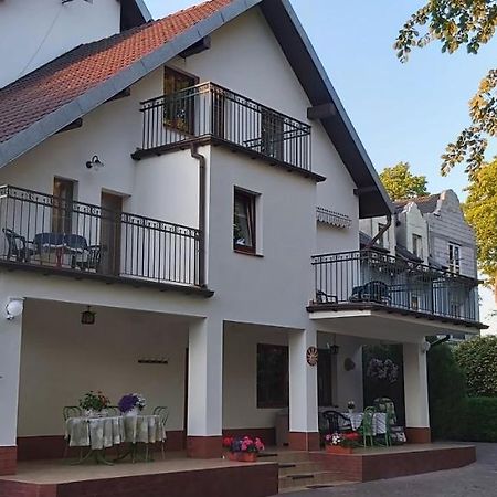 Akama Rewal Hotel Екстериор снимка